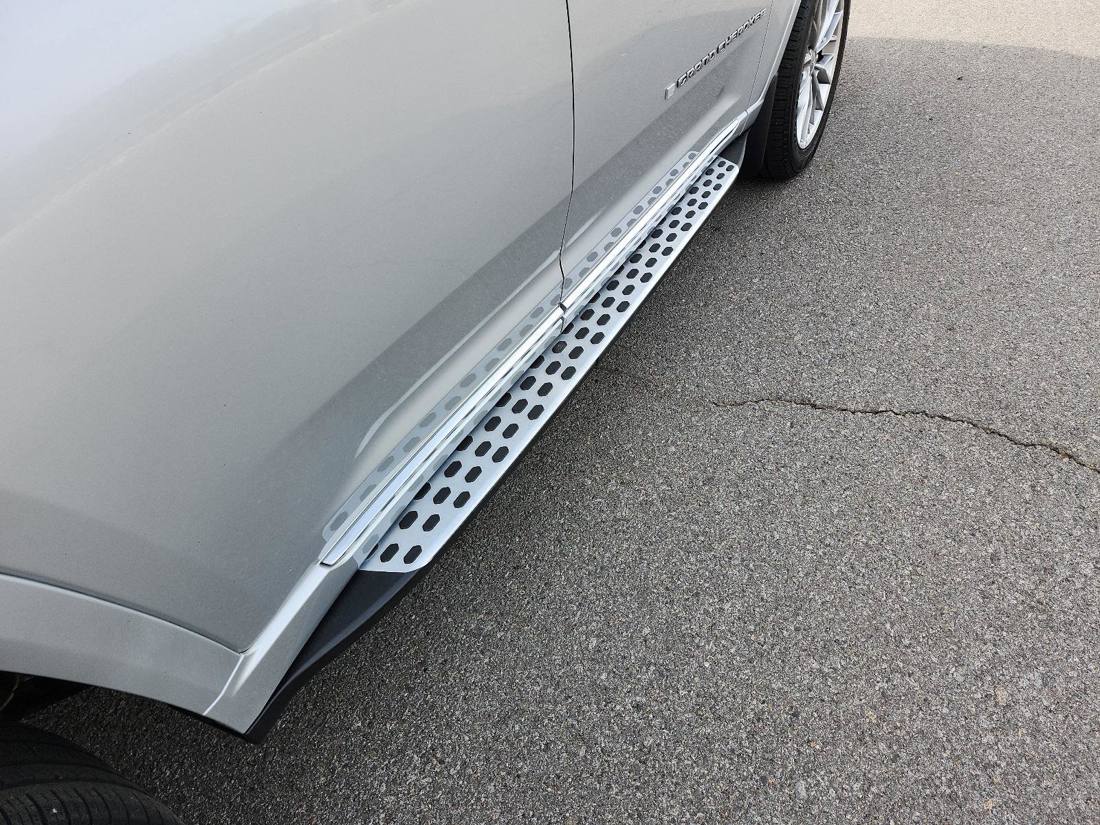 Used 2023 Jeep Grand Cherokee L Summit w/ Advanced Protech Group IV image 7