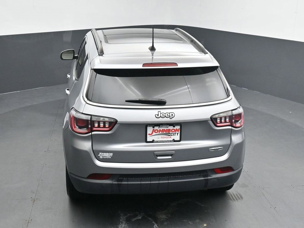 Used 2019 Jeep Compass Latitude w/ Popular Equipment Group image 34