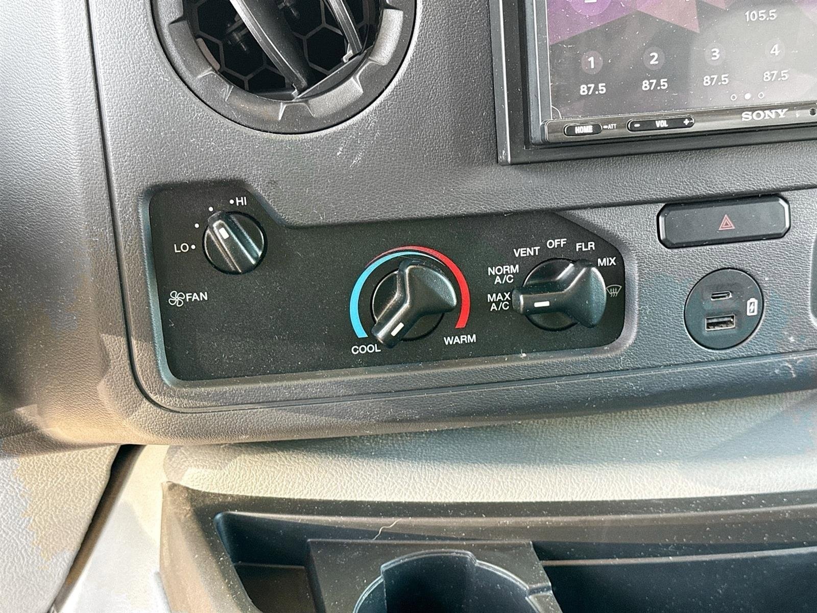 Used 2023 Ford E-450 and Econoline 450 Super Duty w/ Motorhome Prep Package RWD image 14