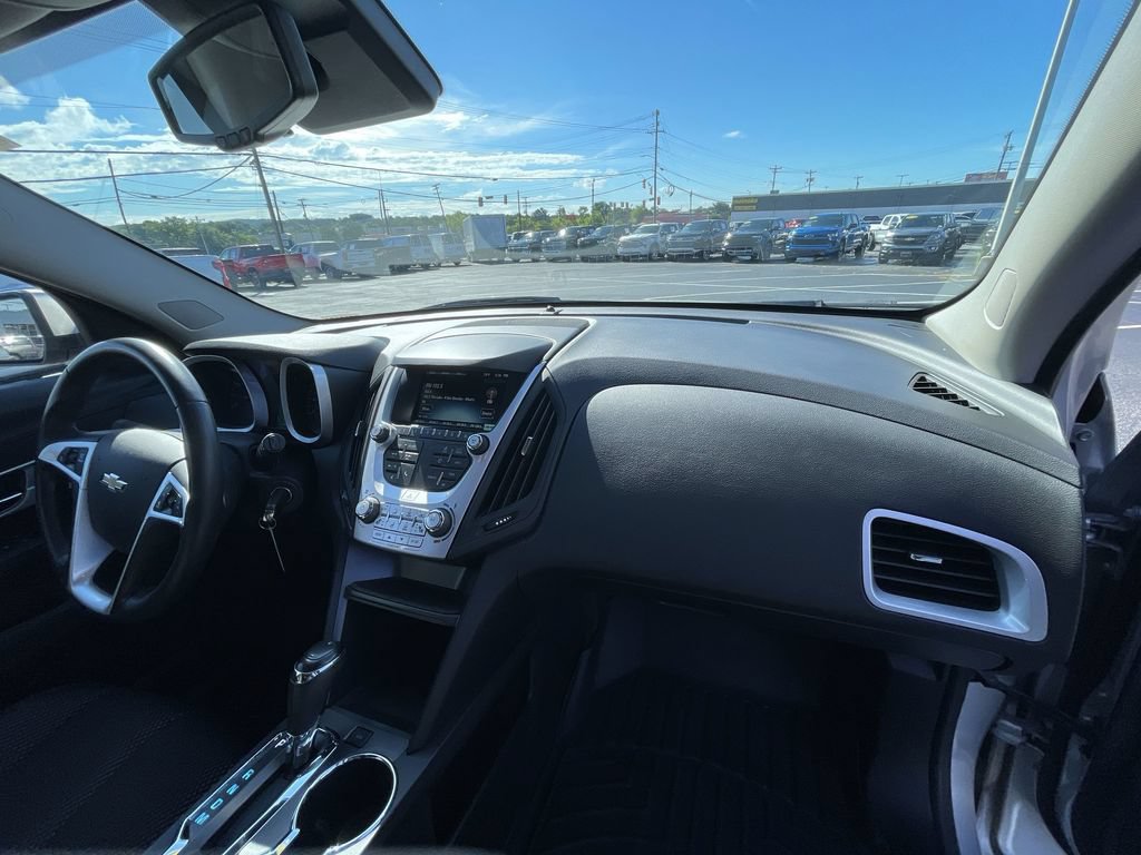 Certified 2016 Chevrolet Equinox LT w/ Convenience Package FWD image 28