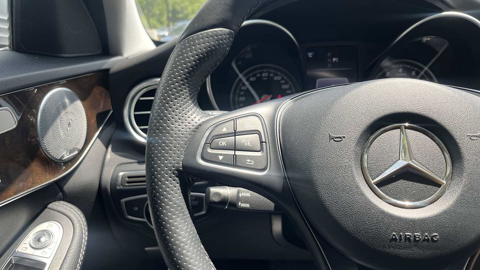 Used 2017 Mercedes-Benz C 300 4MATIC Sedan image 37