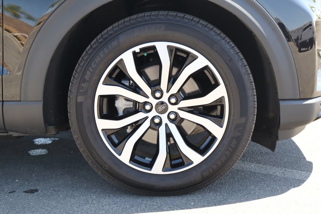 Used 2025 Ford Explorer ST-Line w/ Premium Package RWD image 9