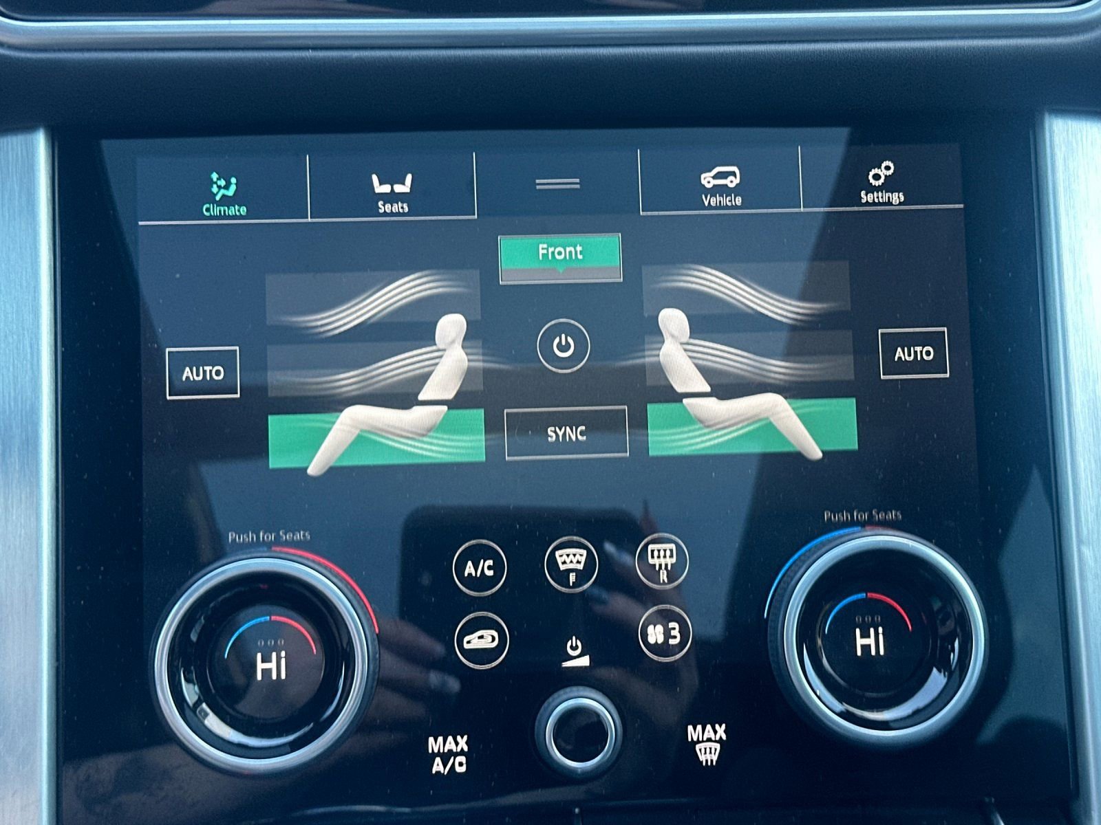 Used 2020 Land Rover Range Rover HSE image 23