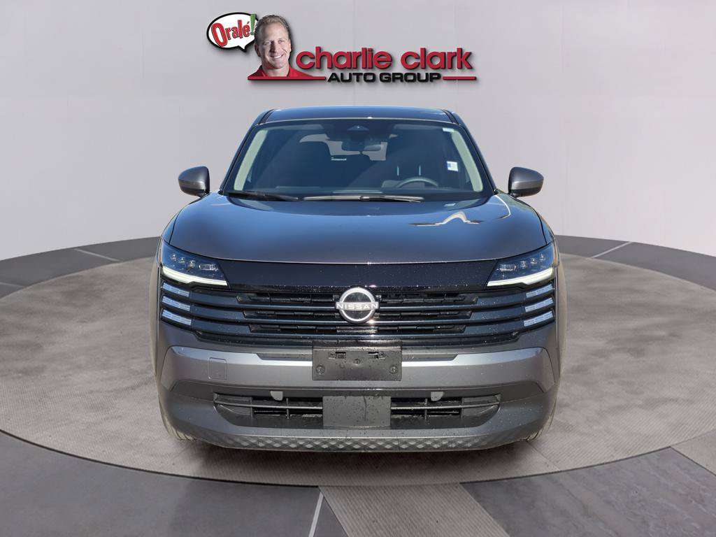 Used 2025 Nissan Kicks SV FWD image 10