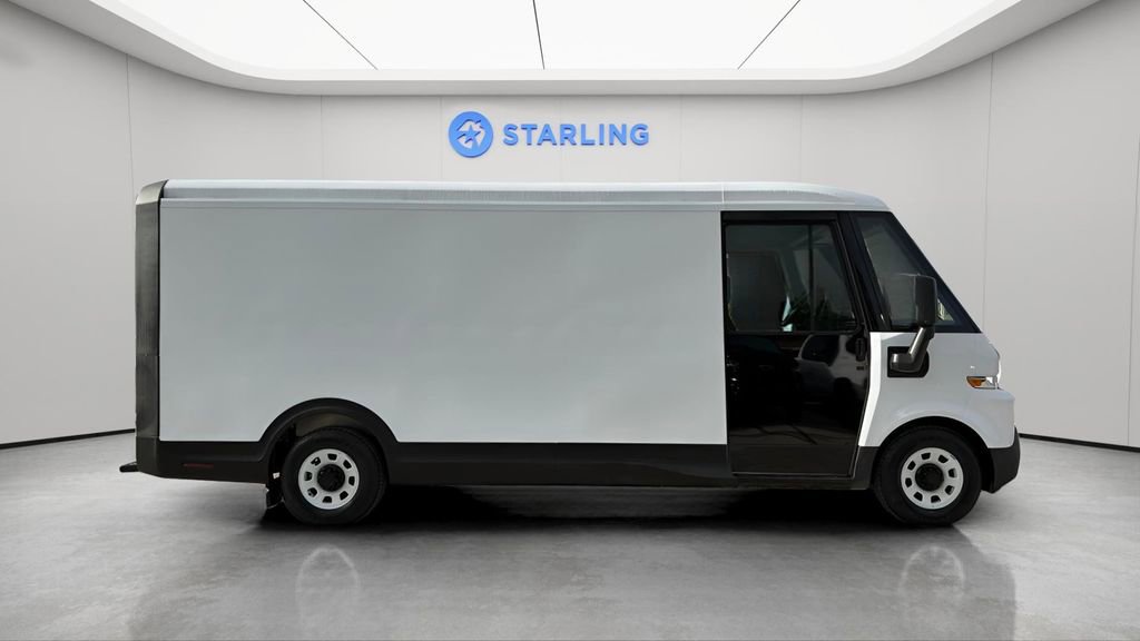 Used 2024 Chevrolet Brightdrop 600 w/ Commercial Equipment Package AWD/4WD image 11