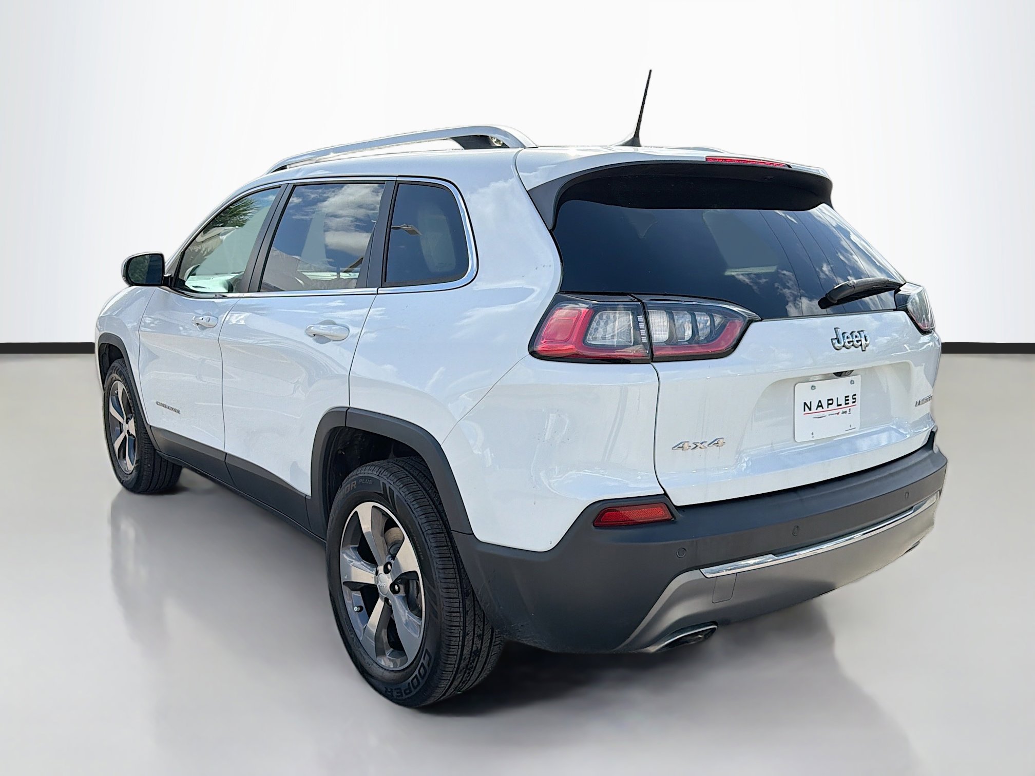 Used 2020 Jeep Cherokee Limited image 5