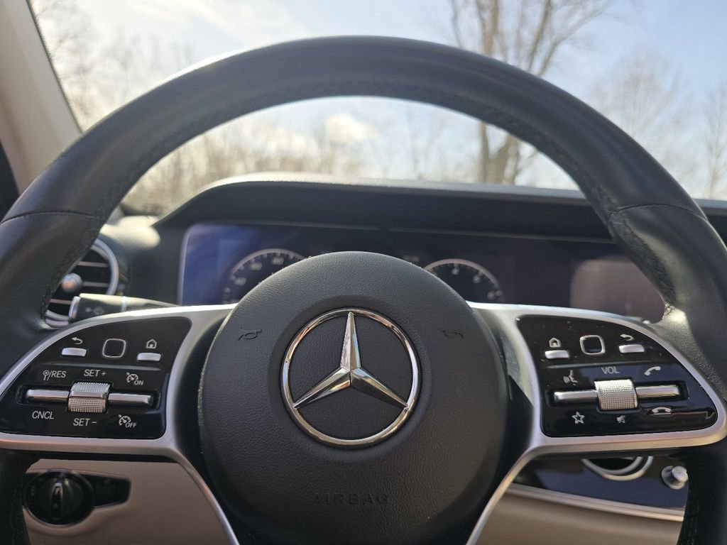 Used 2020 Mercedes-Benz E 350 Sedan w/ Premium Package image 28