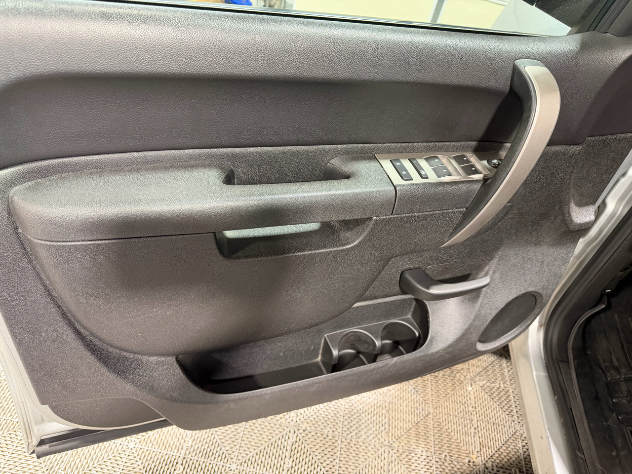 Used 2011 GMC Sierra 1500 SLE w/ Power Tech Package image 26