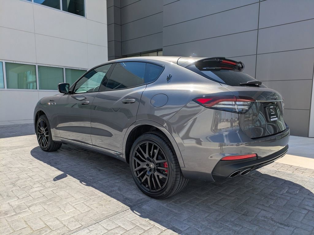 Used 2024 Maserati Levante Modena Ultima AWD/4WD image 7