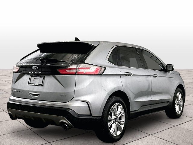 Used 2022 Ford Edge Titanium w/ Equipment Group 301A AWD/4WD image 11