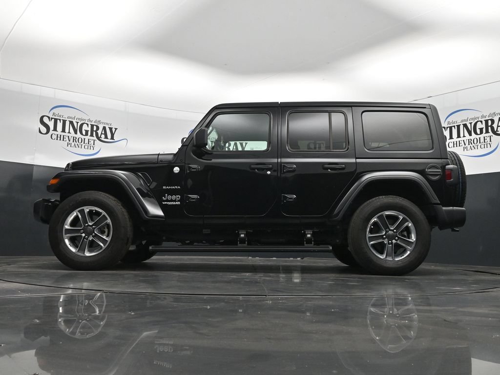 Used 2021 Jeep Wrangler Unlimited Sahara AWD/4WD image 29