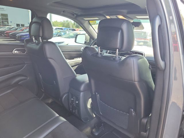 Used 2022 Jeep Grand Cherokee Laredo X RWD image 10