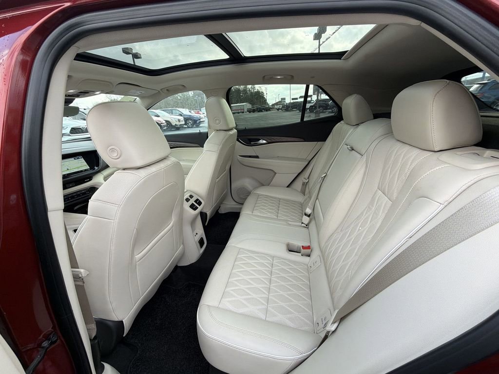 Used 2023 Buick Envision Avenir image 14