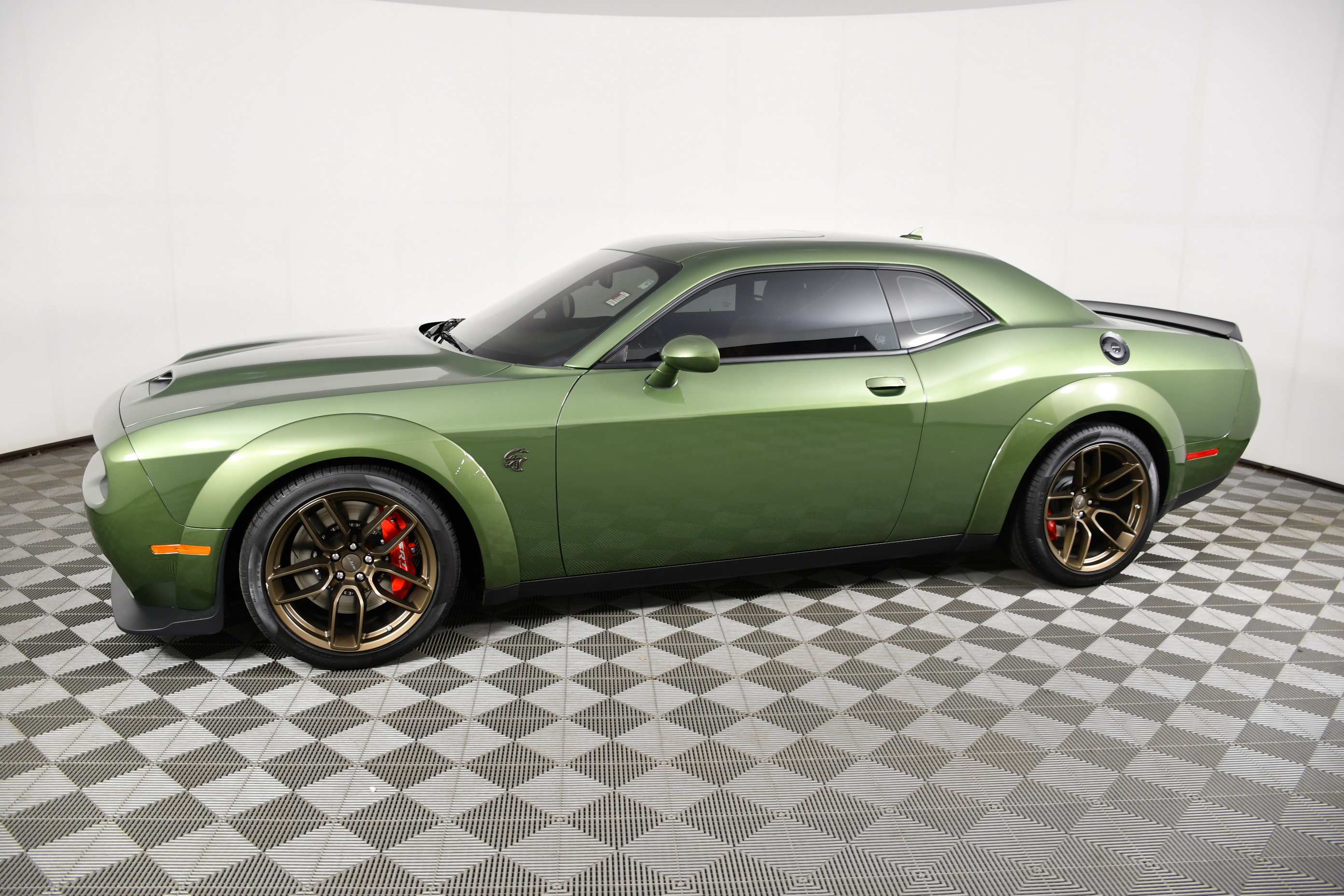 Used 2023 Dodge Challenger SRT Hellcat RWD image 9