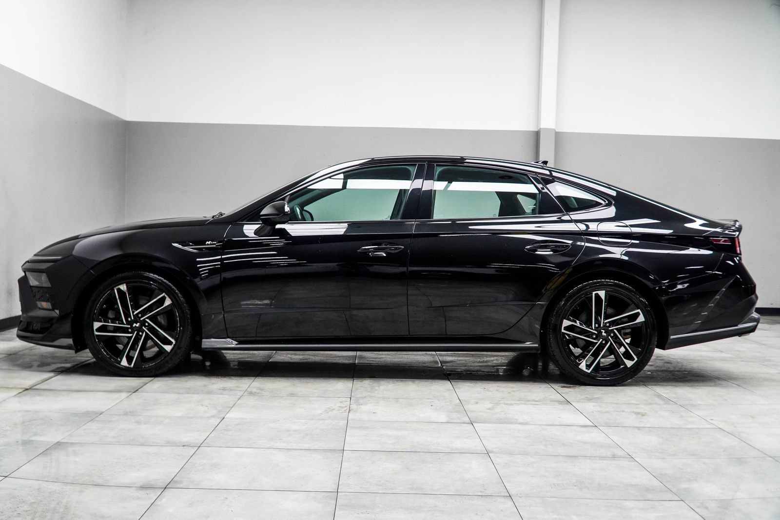 Used 2024 Hyundai Sonata N Line FWD image 9