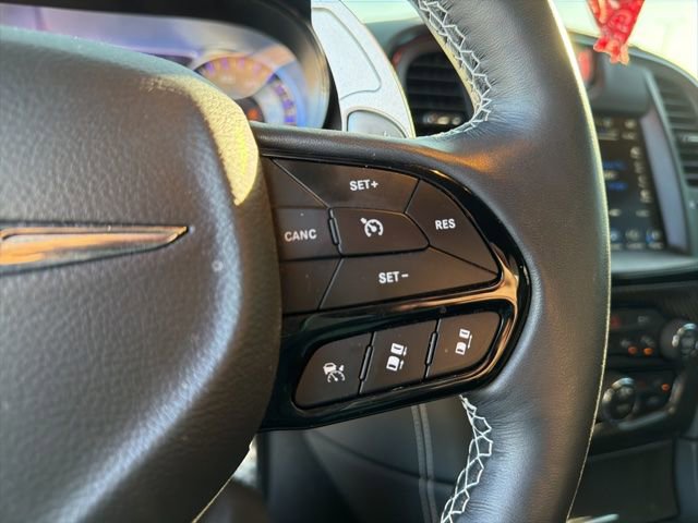 Used 2023 Chrysler 300 C RWD image 26