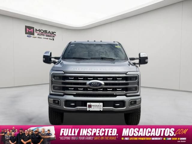 Used 2023 Ford F250 Platinum AWD/4WD image 2