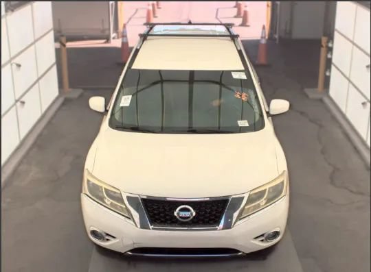 Used 2016 Nissan Pathfinder SL w/ Cargo Package FWD image 3