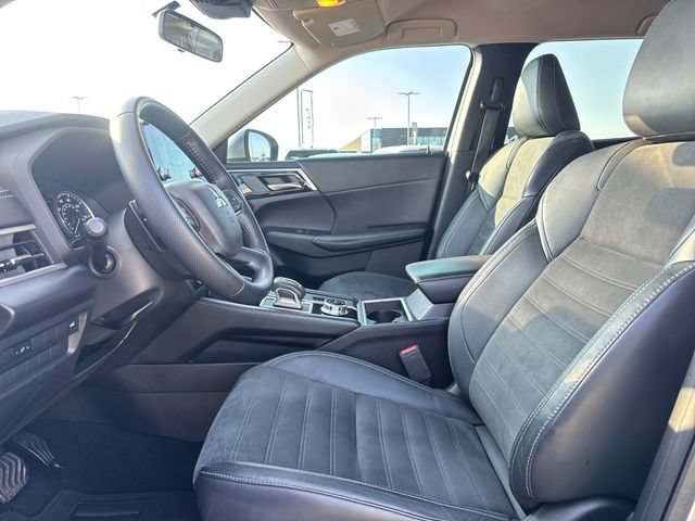Used 2022 Mitsubishi Outlander SE AWD/4WD image 18