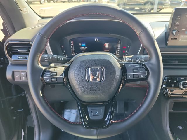 Certified 2025 Honda Pilot Black Edition image 25