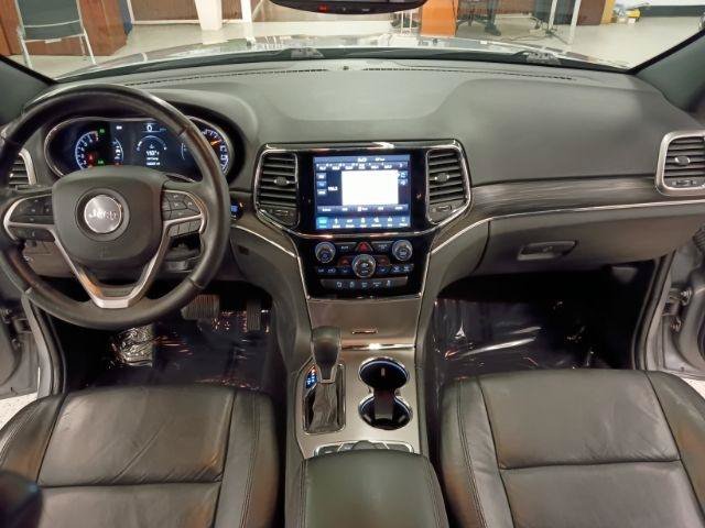 Used 2019 Jeep Grand Cherokee Limited AWD/4WD image 24