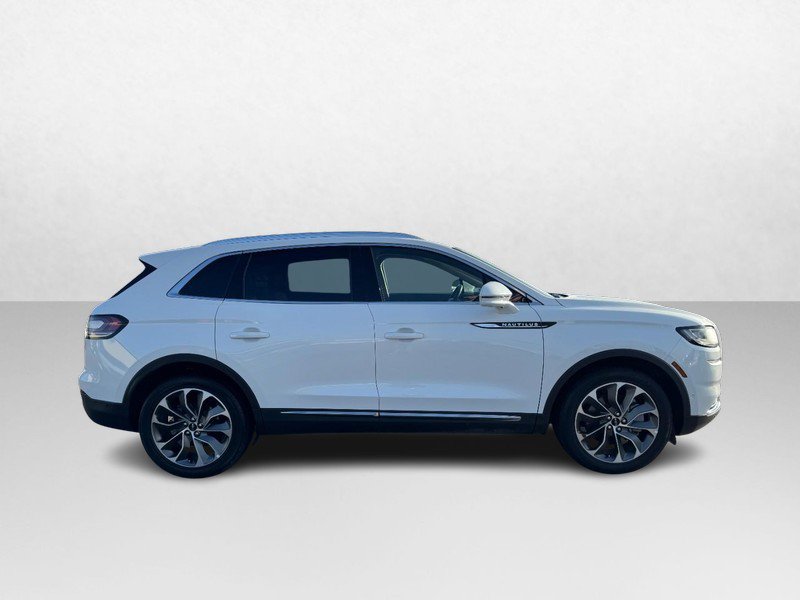 Certified 2023 Lincoln Nautilus Reserve w/ Equipment Group 201A image 4