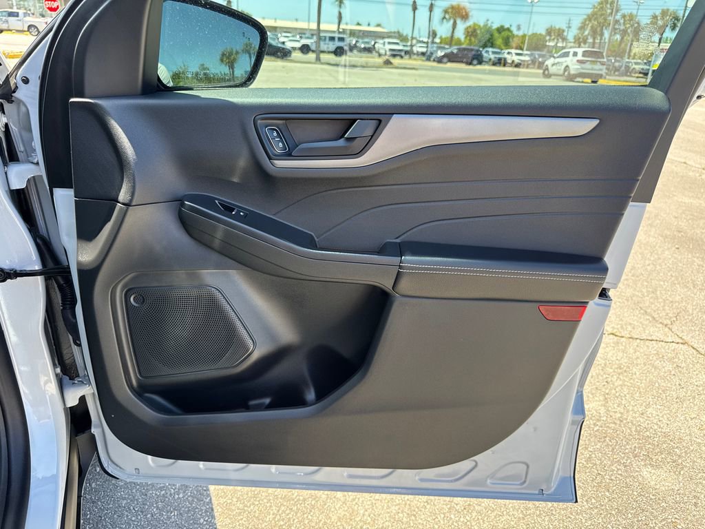 Used 2025 Ford Escape Active w/ Tech Pack #1 FWD image 18