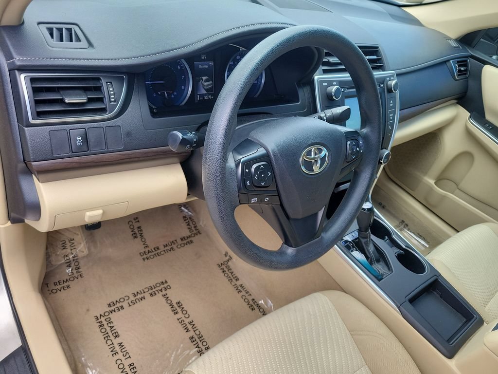 Used 2017 Toyota Camry XLE FWD image 21