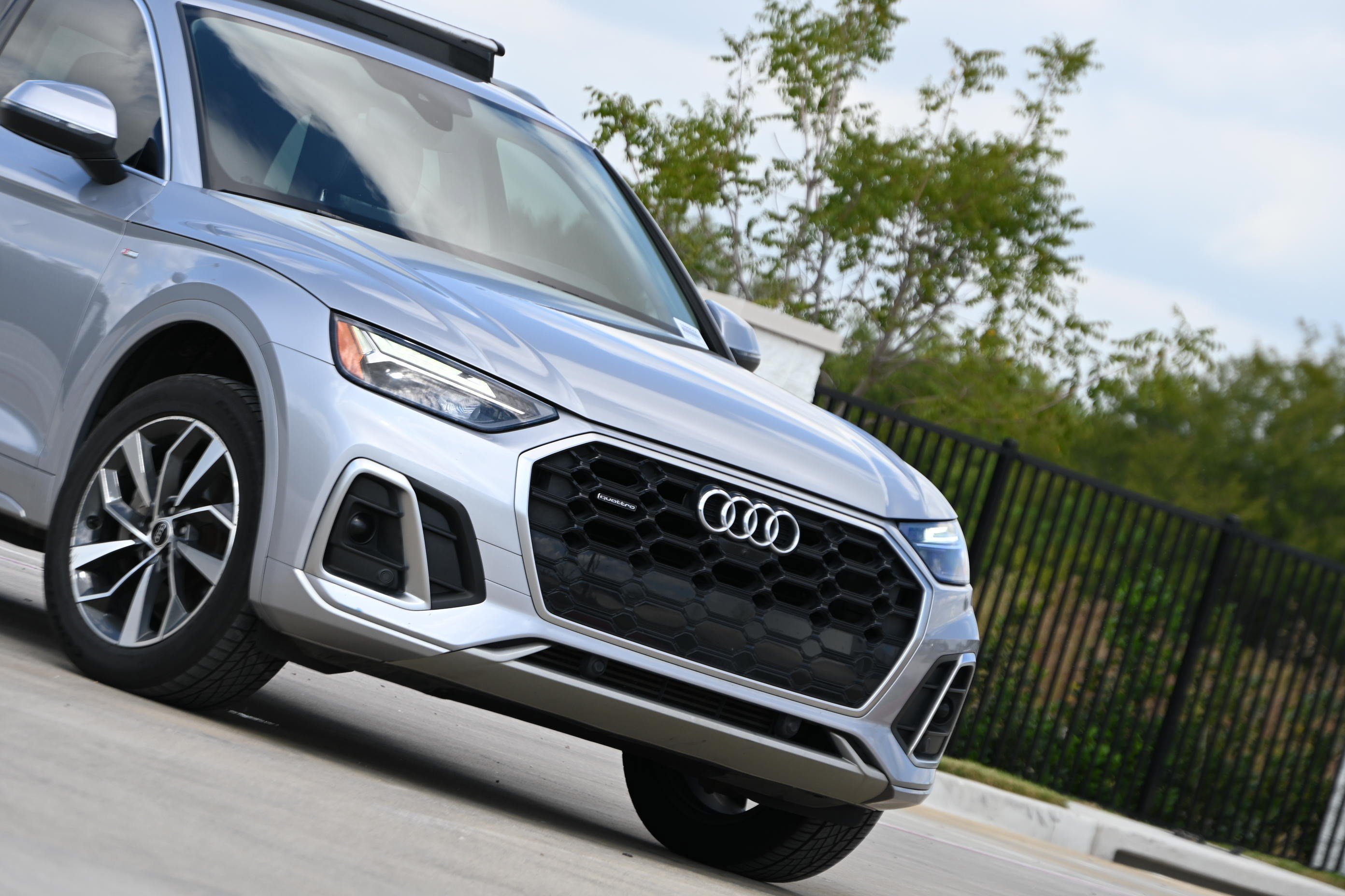 Used 2022 Audi Q5 2.0T Premium Plus w/ Premium Plus Package AWD/4WD image 39