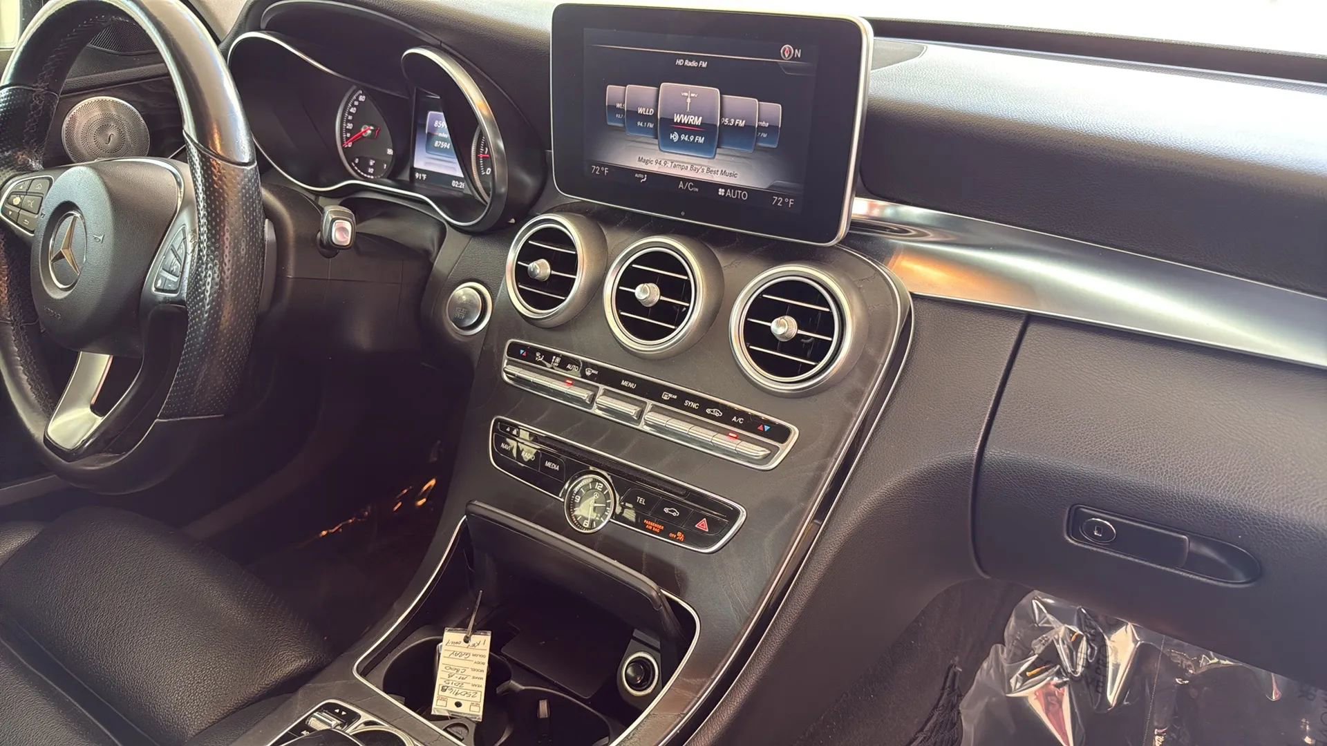Used 2015 Mercedes-Benz C 300 Sedan image 34