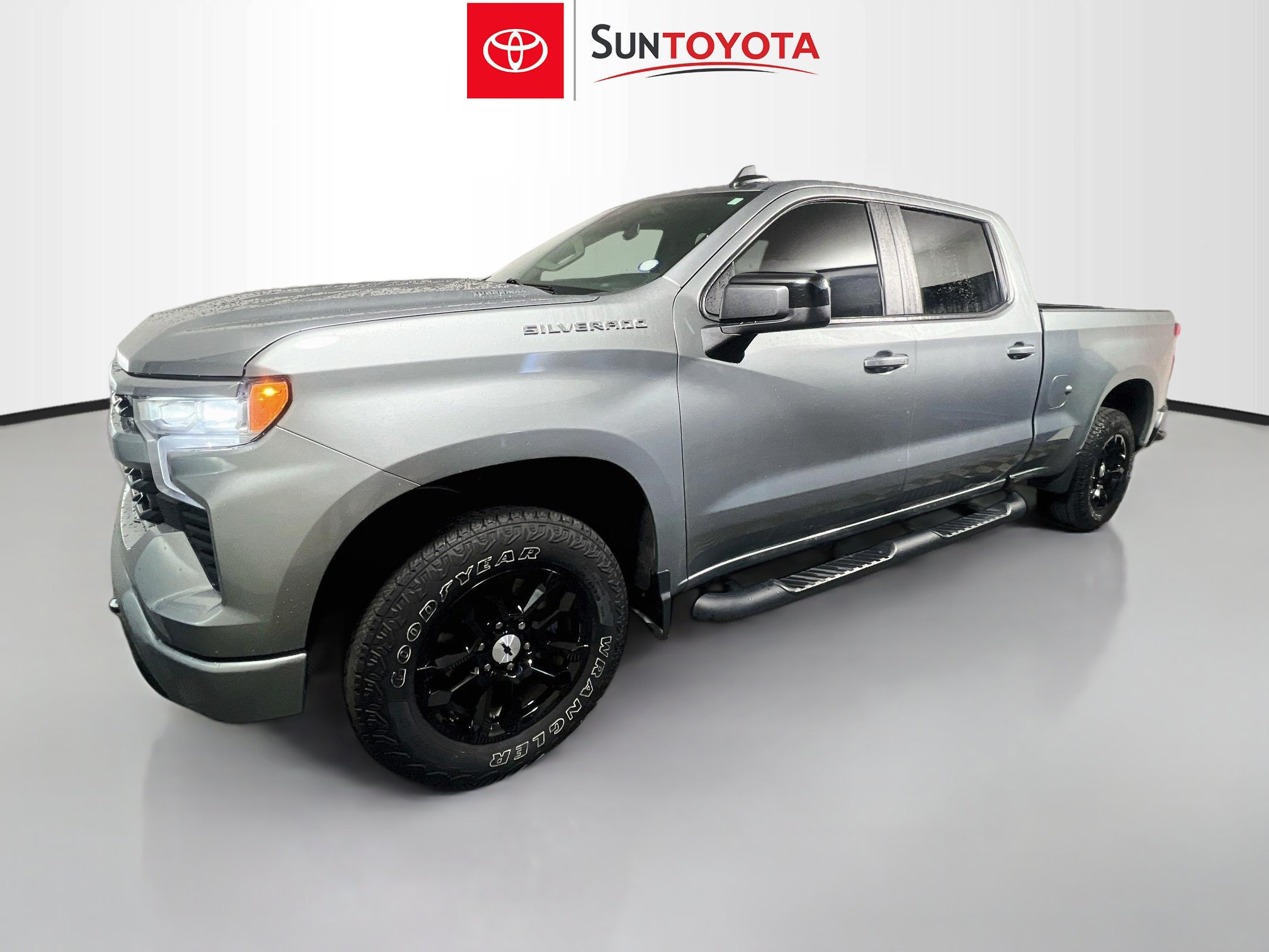 Used 2025 Chevrolet Silverado 1500 RST w/ Protection Package AWD/4WD image 9