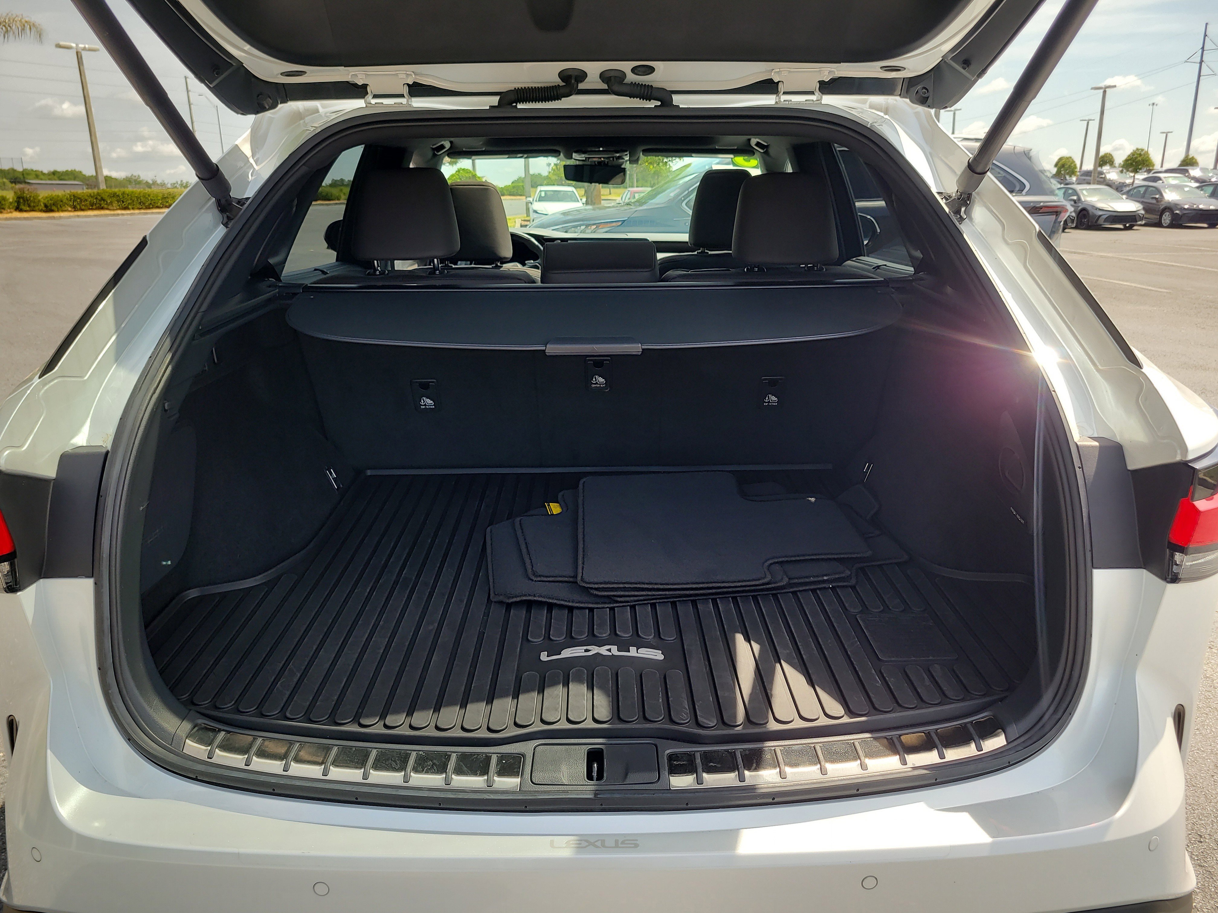 Used 2023 Lexus RX 350 FWD w/ Accessory Package image 11