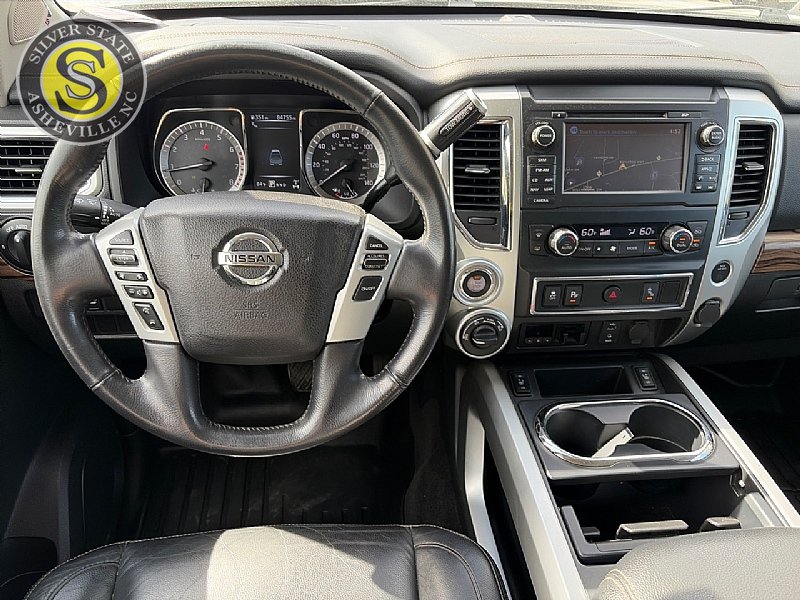 Used 2018 Nissan Titan SL w/ Chrome Package AWD/4WD image 23