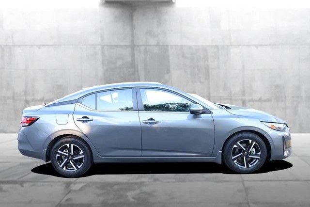 Certified 2025 Nissan Sentra SV FWD image 5