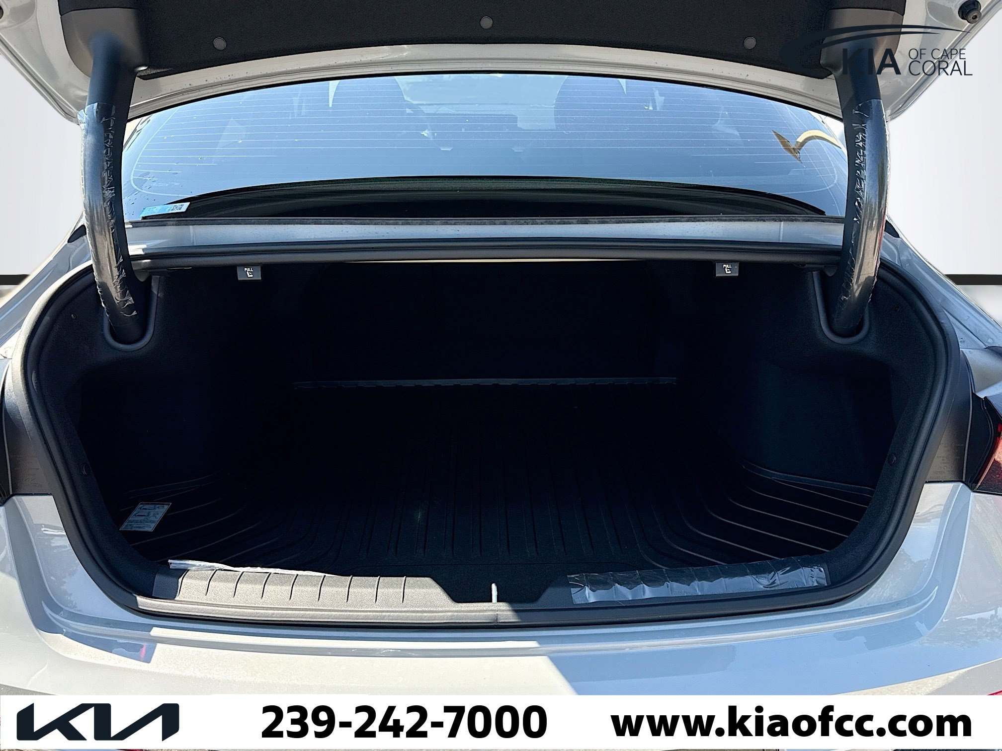 New 2026 Kia K5 GT-Line w/ GT-Line Red Interior Package FWD image 8