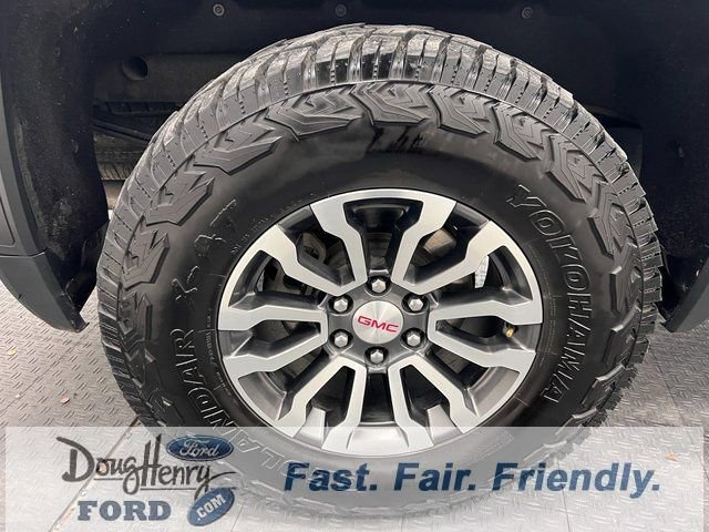 Used 2023 GMC Sierra 1500 AT4 w/ Technology Package AWD/4WD image 15