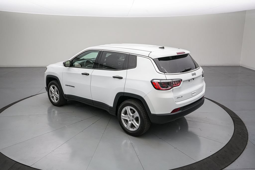 Used 2023 Jeep Compass Sport AWD/4WD image 6