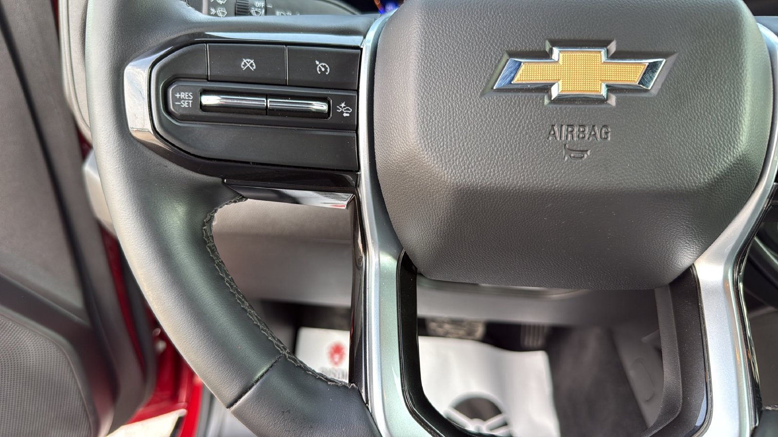 Used 2025 Chevrolet Colorado W/T w/ WT Convenience Package II RWD image 16
