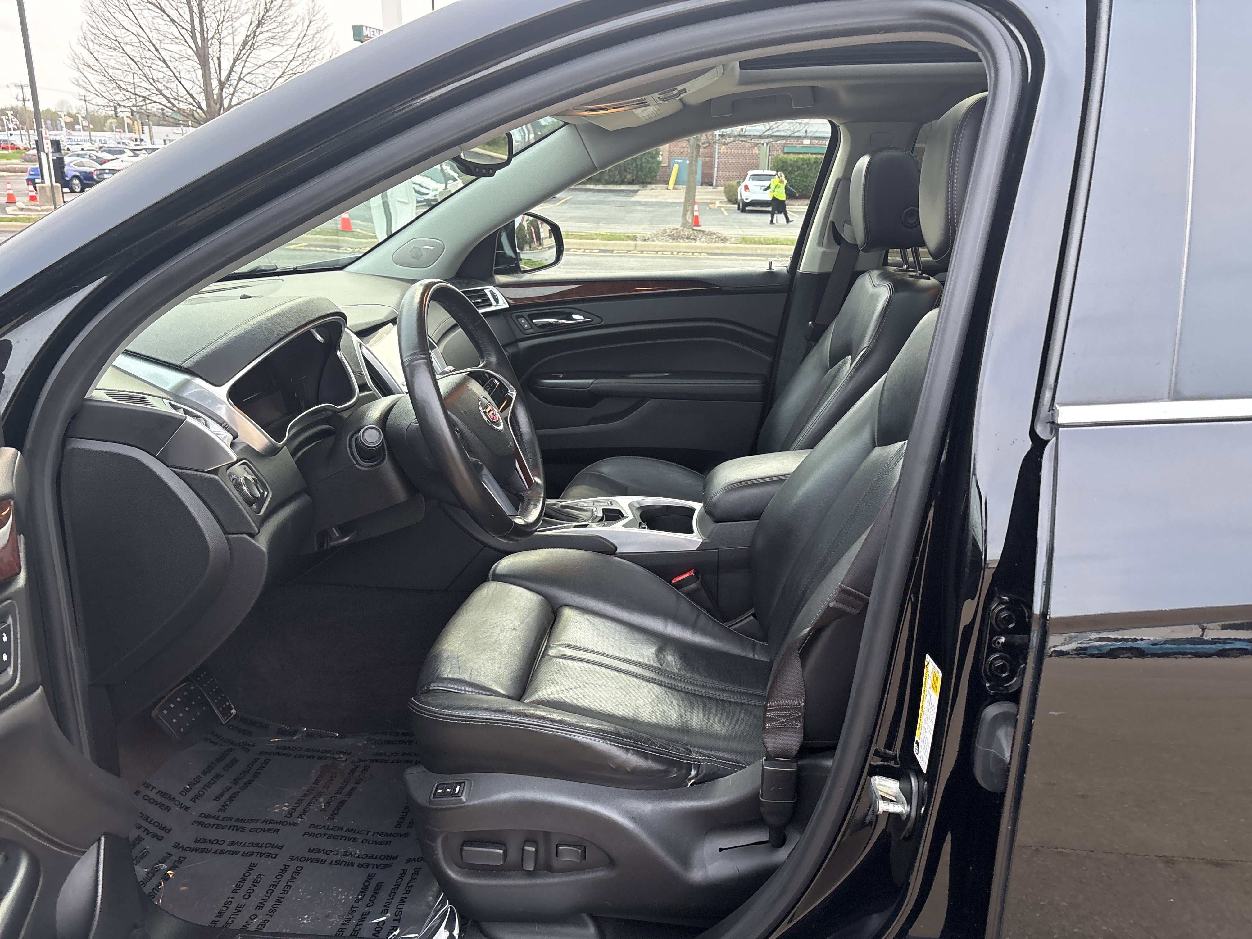 Used 2016 Cadillac SRX Luxury image 11