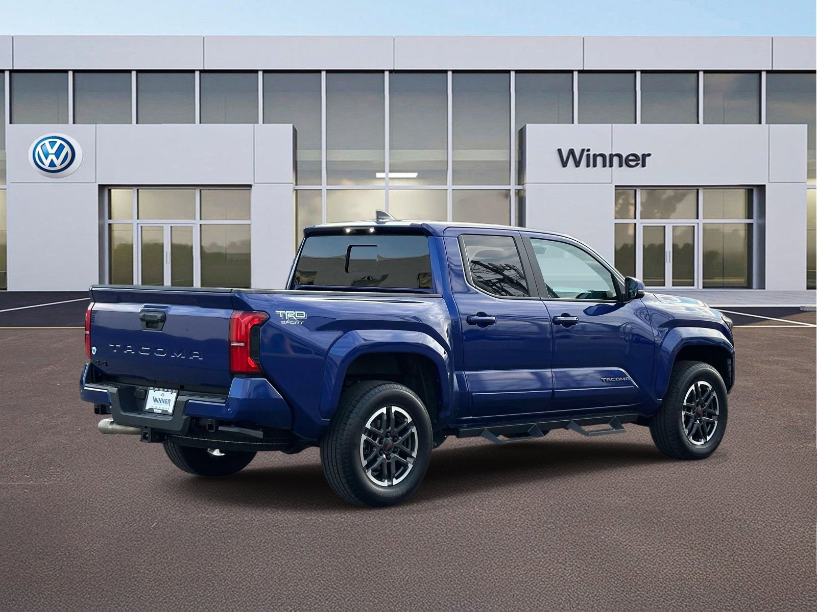 Used 2024 Toyota Tacoma TRD Sport w/ TRD Sport Upgrade Package AWD/4WD image 5
