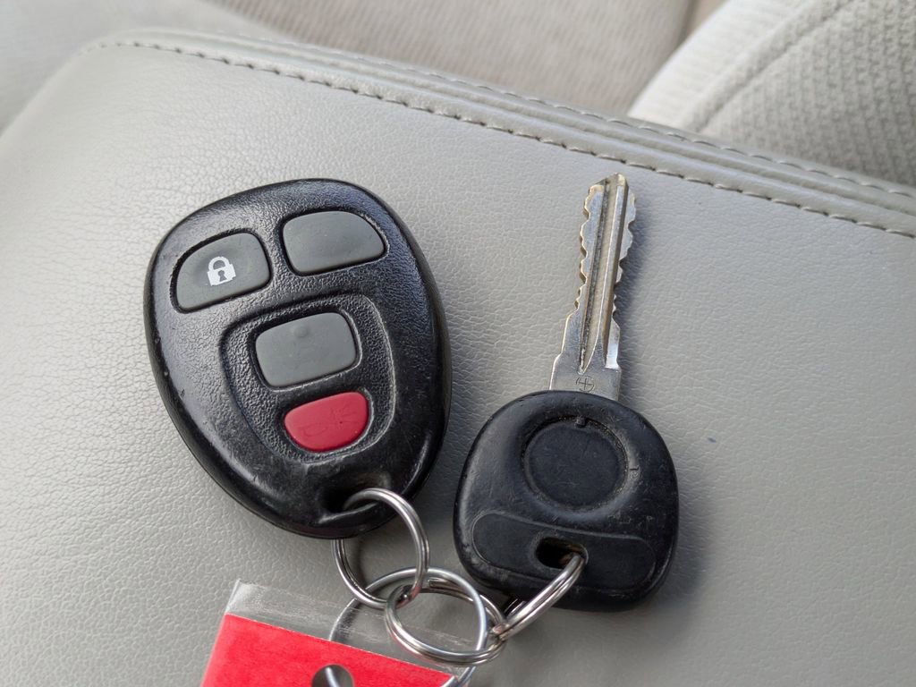 Used 2010 Chevrolet Impala LS image 26