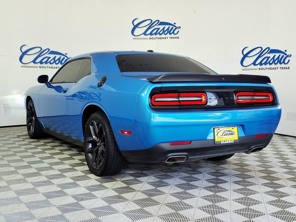 Used 2023 Dodge Challenger SXT w/ Blacktop Package RWD image 2