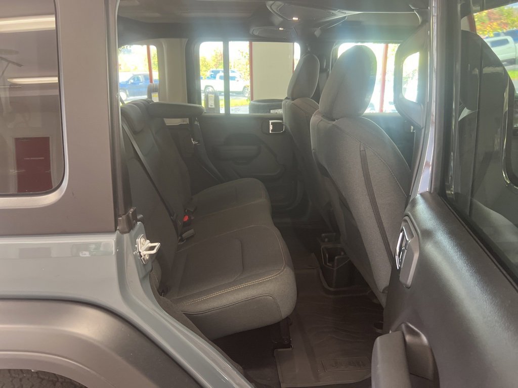 Certified 2025 Jeep Wrangler Sport S image 25