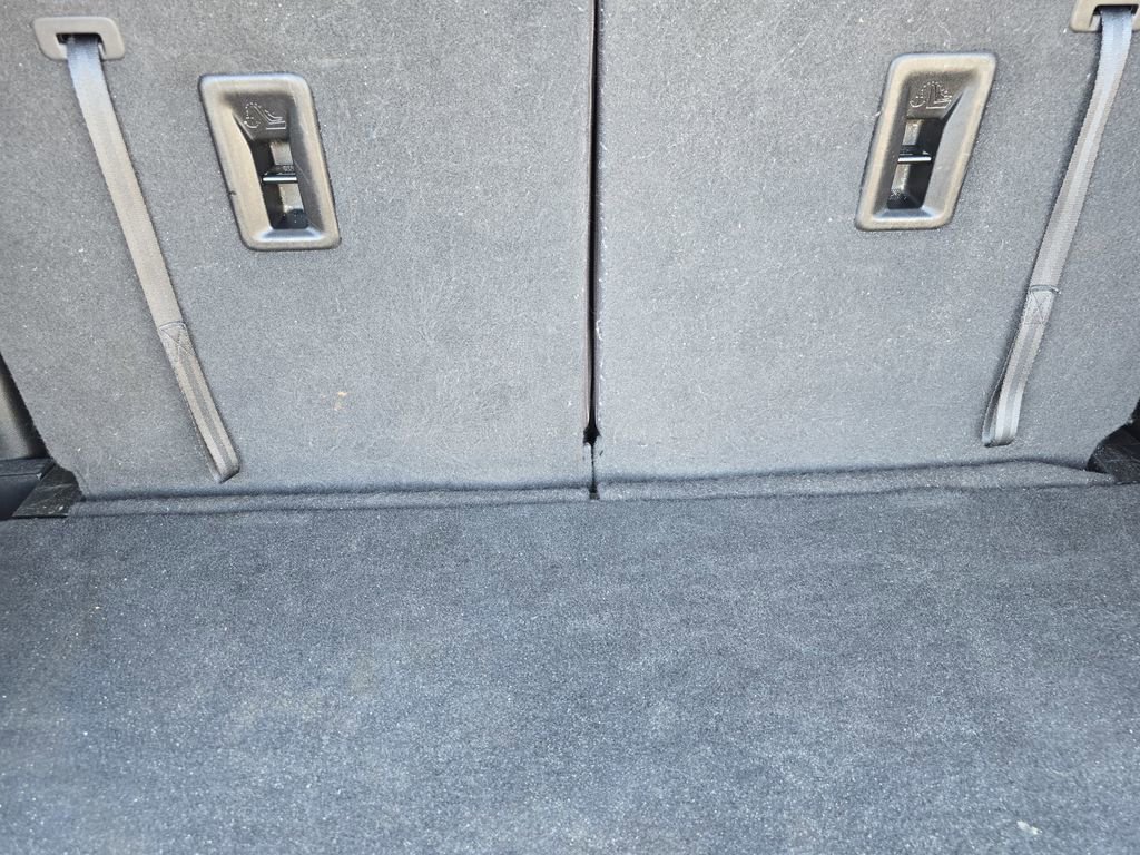 Used 2020 GMC Acadia SLE w/ Driver Convenience Package FWD image 20