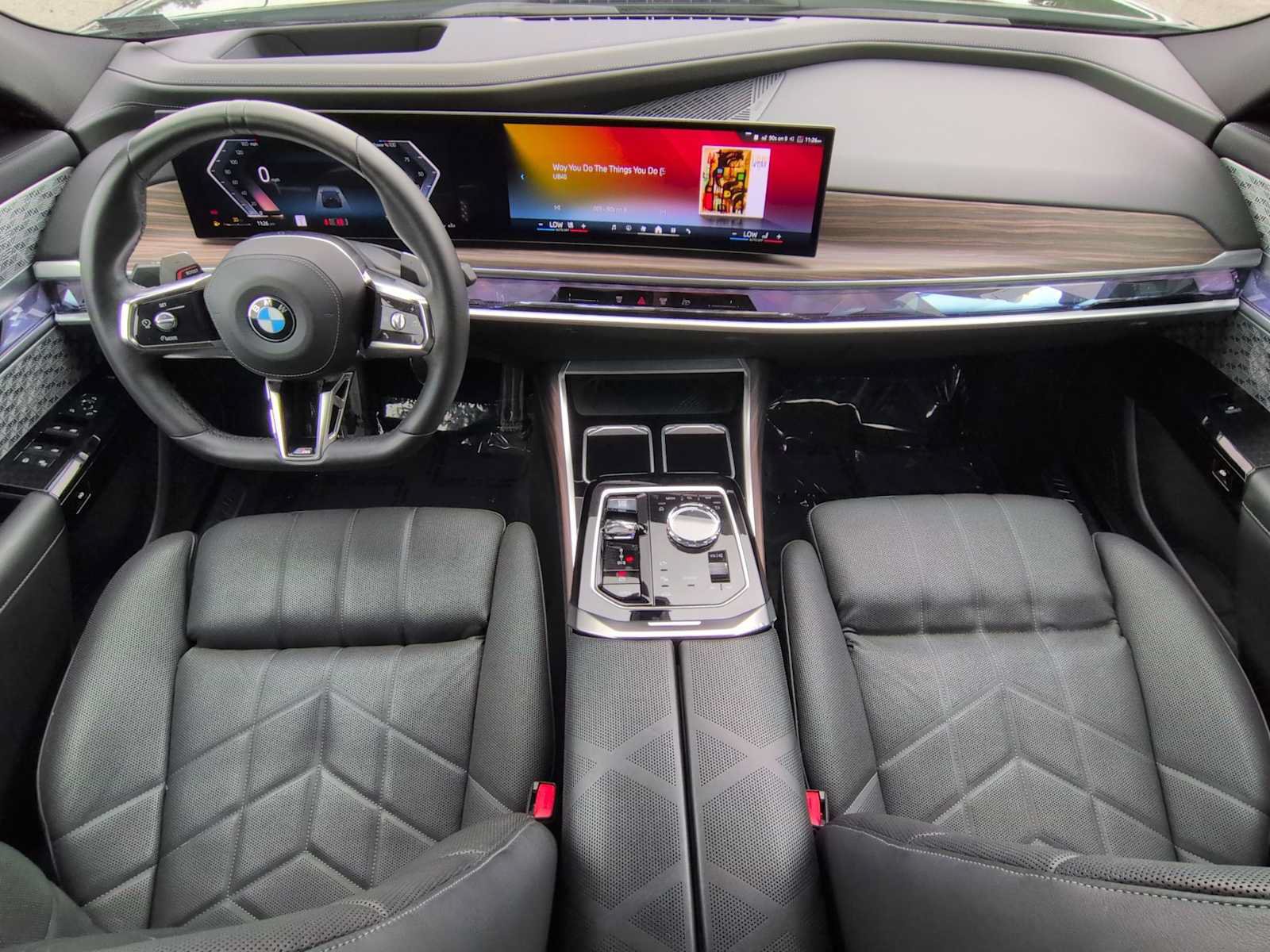 Used 2023 BMW 760i xDrive AWD/4WD image 16