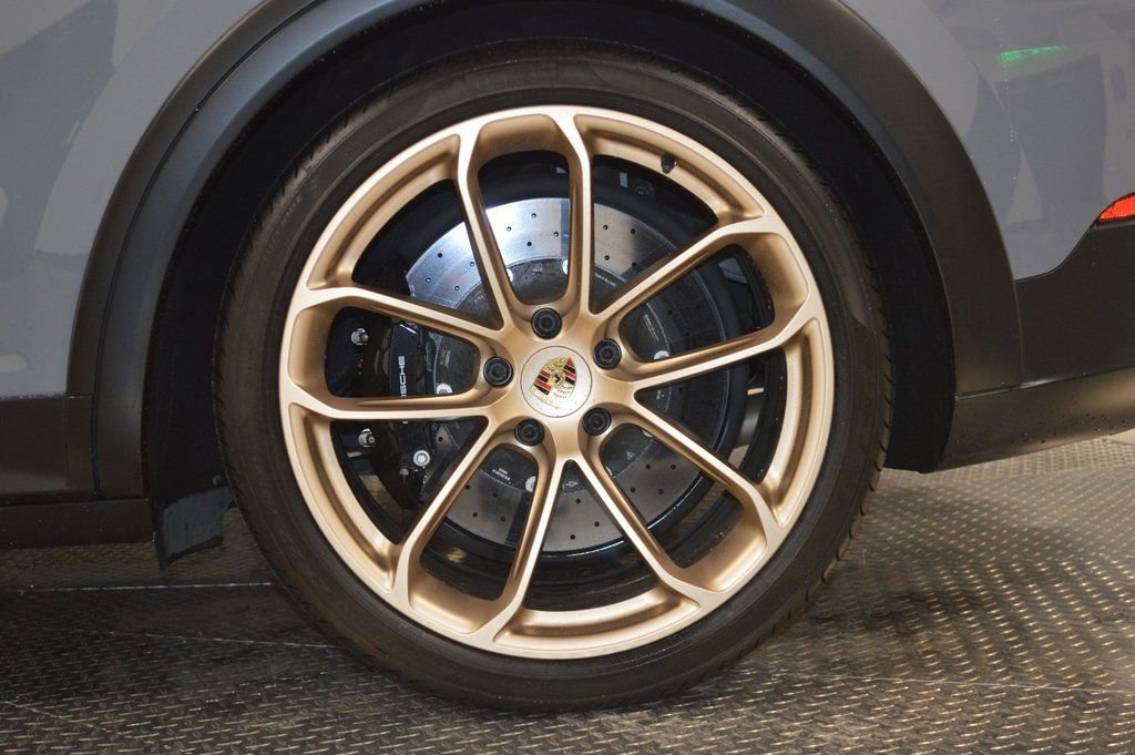 Certified 2023 Porsche Cayenne Turbo GT image 14