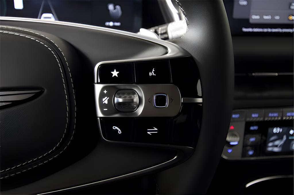 New 2025 Genesis G90 3.5T image 9