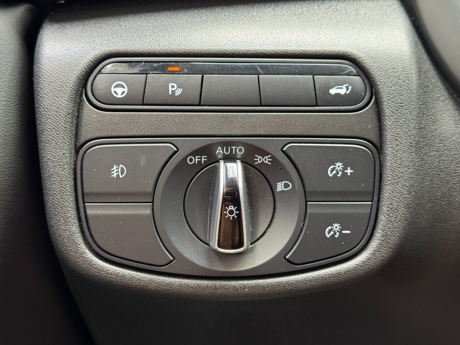 Used 2022 INFINITI QX50 Luxe FWD image 17