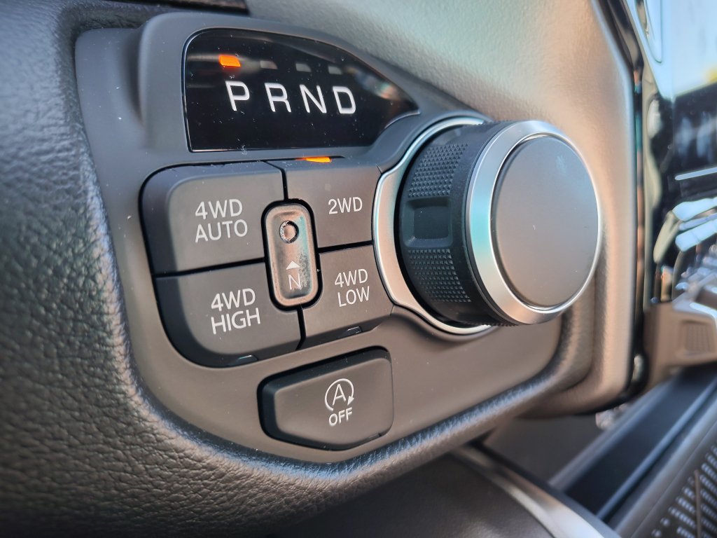 New 2026 RAM 1500 Big Horn AWD/4WD image 25