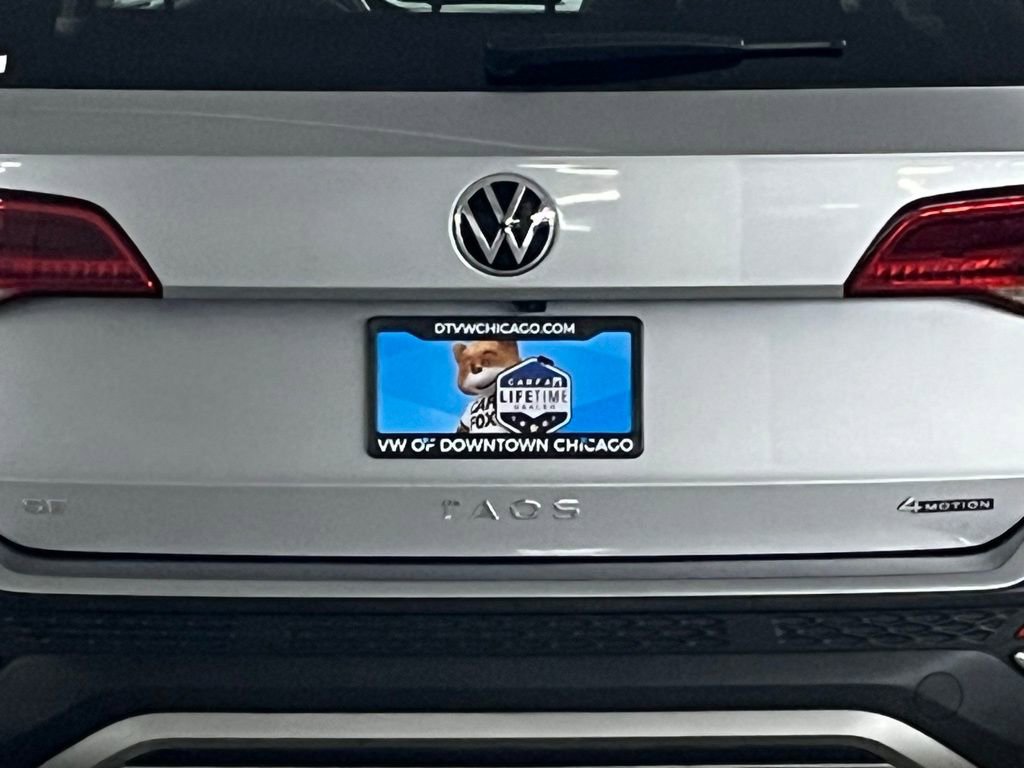 Used 2023 Volkswagen Taos SE w/ Panoramic Sunroof Package image 34